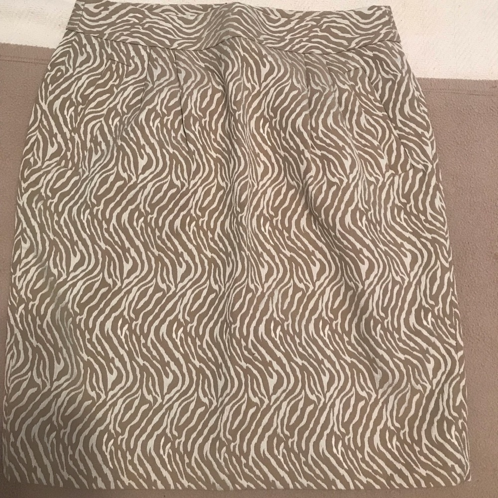 Banana Republic Textured Pencil Skirt